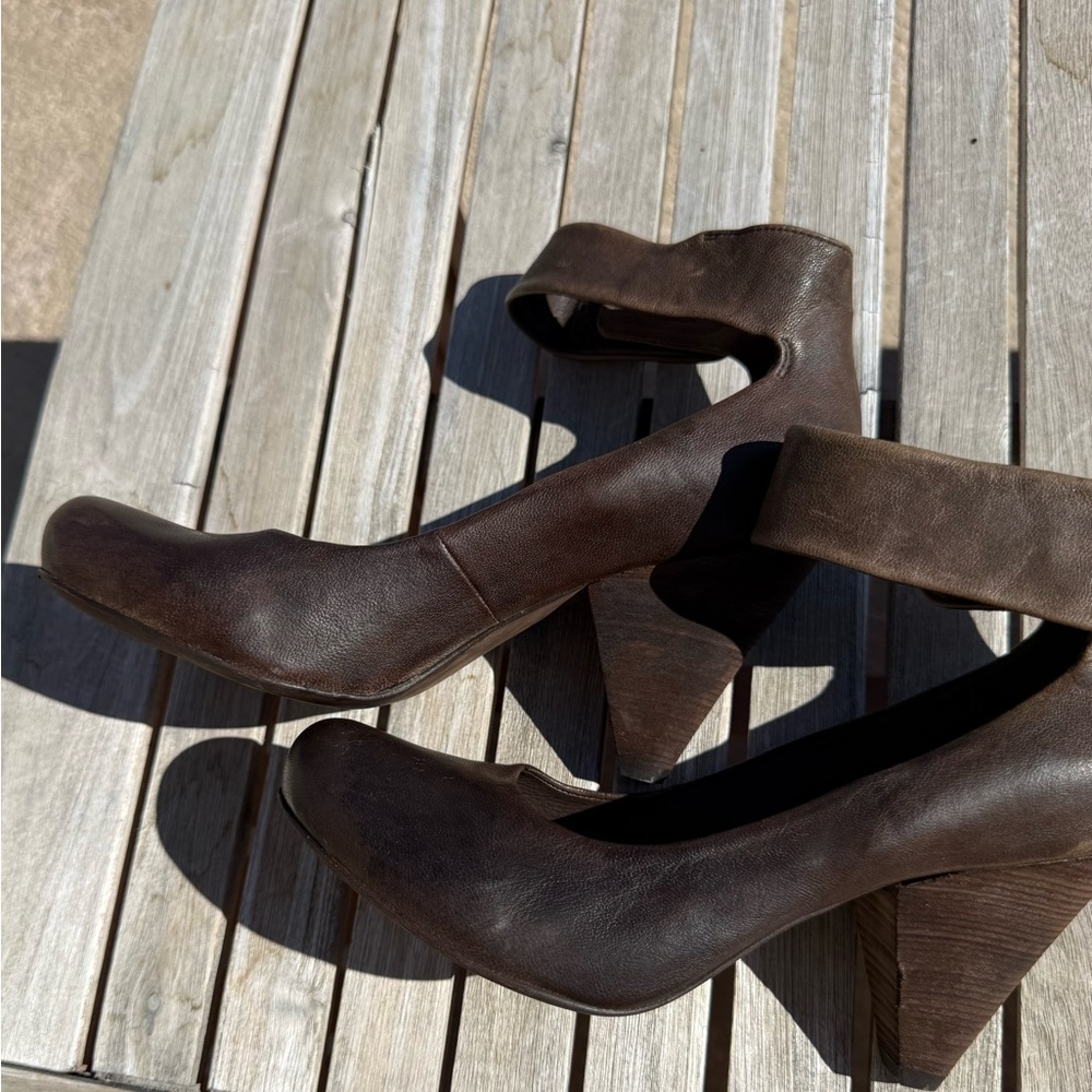 Coclico Women's Backett Mary Jane! size 38 / 7.5